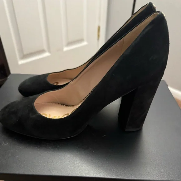 Sam Edelman Black Suede Heels - Picture 5 of 5